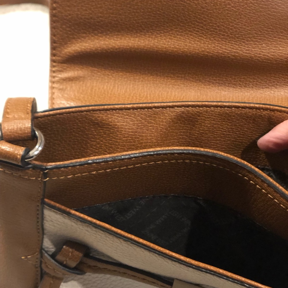 Nine West Crossbody Purse - Picture 6 of 10